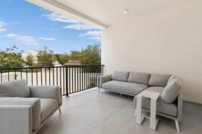 Bonaire Beach Apartment 7 with communal pool and diving facilities